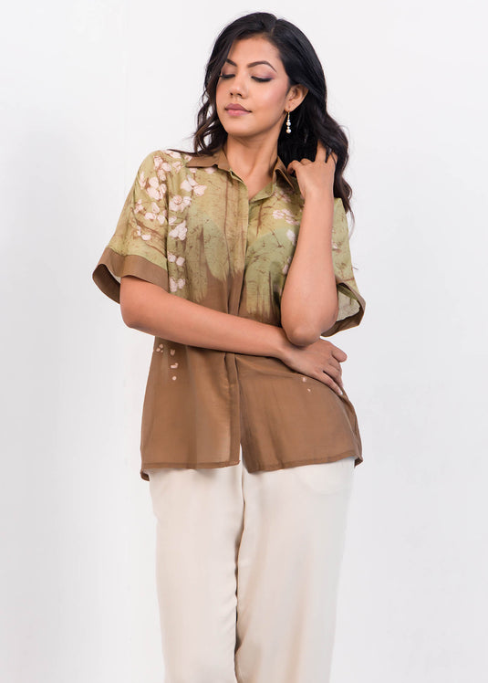 Floral detailed batik shirt