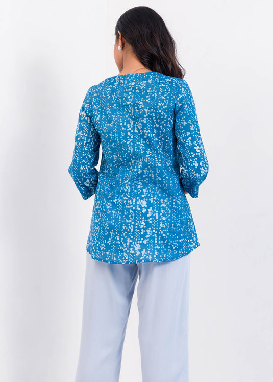 Batik dotted top