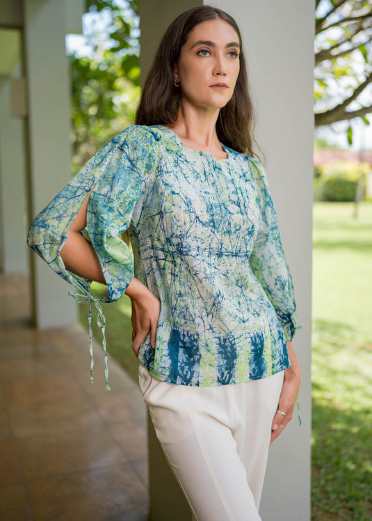 Batik Top Detailed With Cut-Out Sleeve