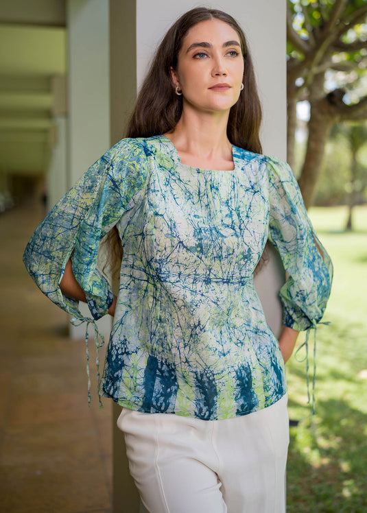 Batik Top Detailed With Cut-Out Sleeve