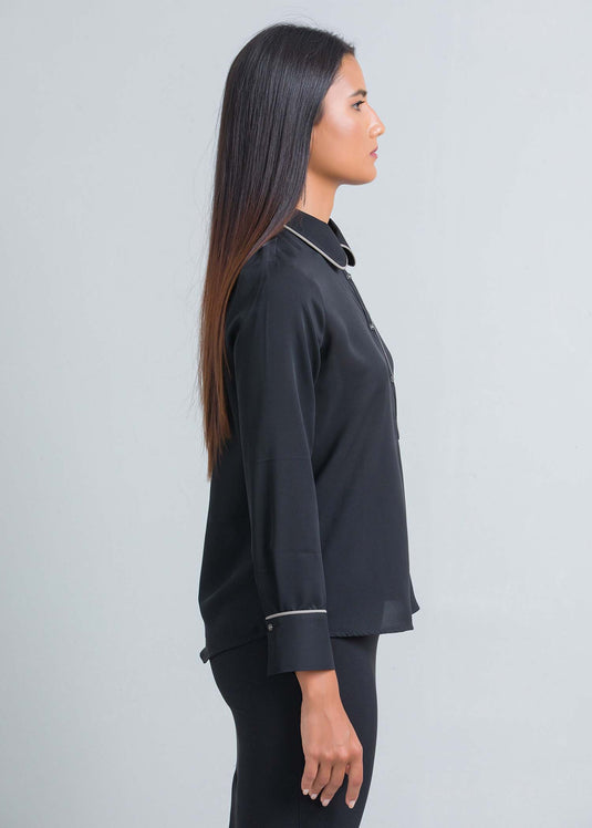 Long sleeve blouse with contrast piping