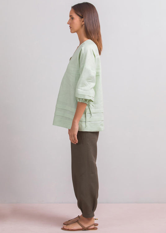 Puff sleeve blouse with pleat detail