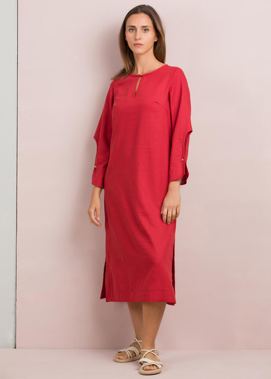 Round neck dress with sleeve cut-out