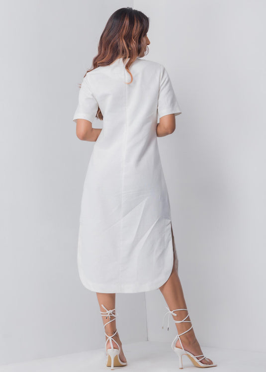 Basic dress with curve hem