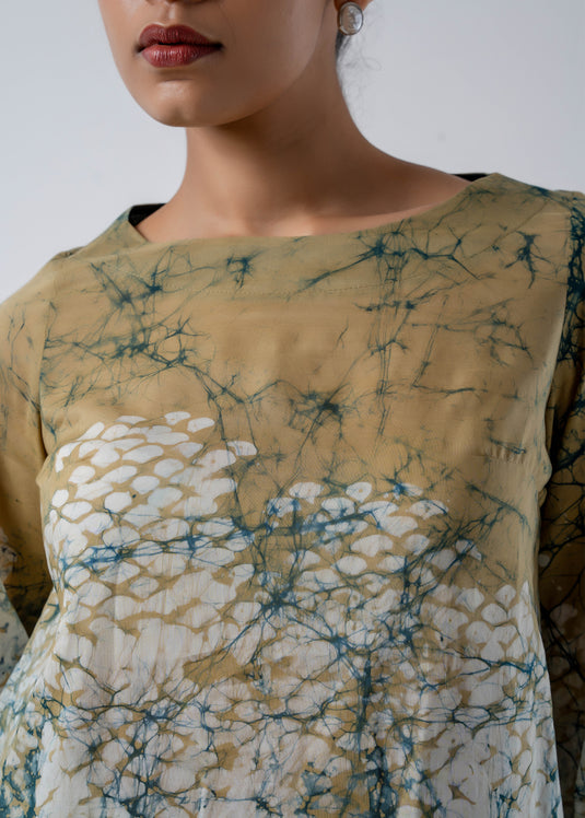 Batik Round Neck Puff Sleeved Top