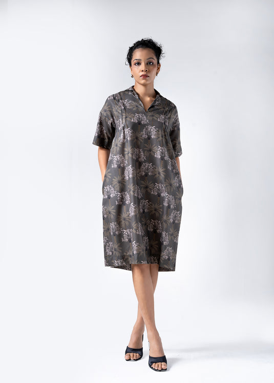 Pintuck Detailed Drop Shoulder Printed Dress