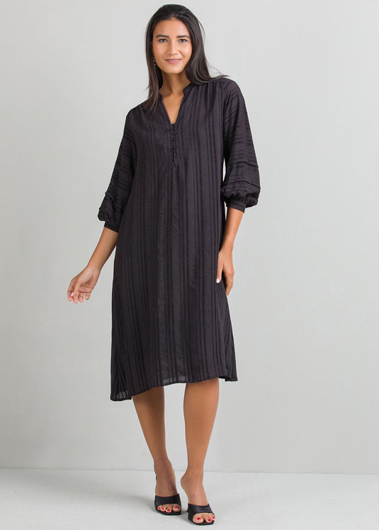 Shift dress with pin tucks on sleeves