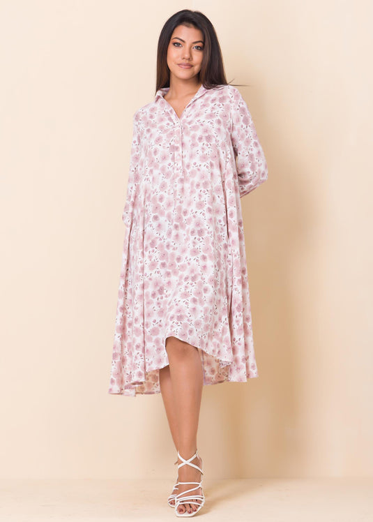 Printed volumy dress with collar