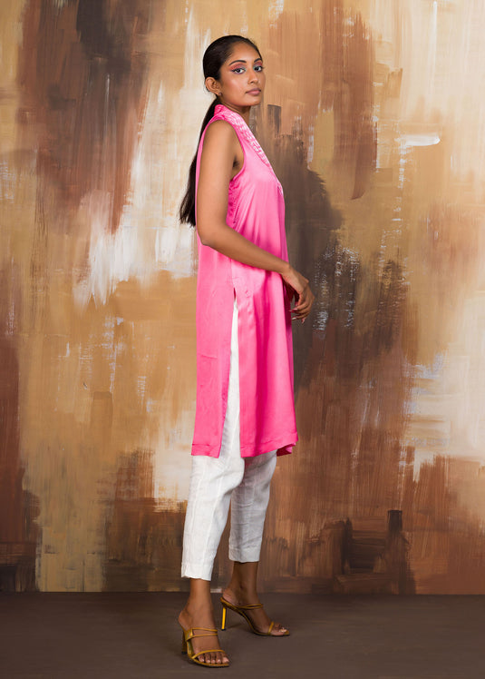 Sleeveless shibori kurta top