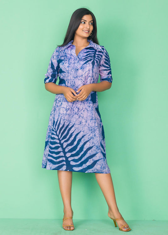 Leaves detaild batik collared dress